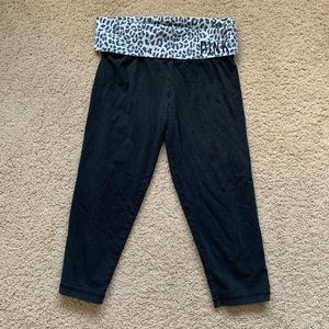 LAST CHANCE - PINK Crop Yoga pant - XS